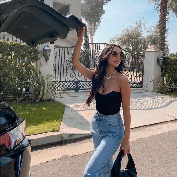 SOLD ✨NWT Corset Crop Top - Picture 4 of 6